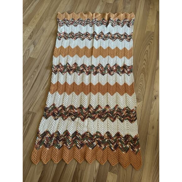 VTG Retro Crochet Blanket Handmade Zig Zag Chevron Colorful boho Fall Deco - Picture 1 of 6